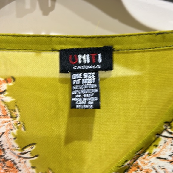 Uniti Kaftan beautiful vibrant colors - Picture 3 of 5